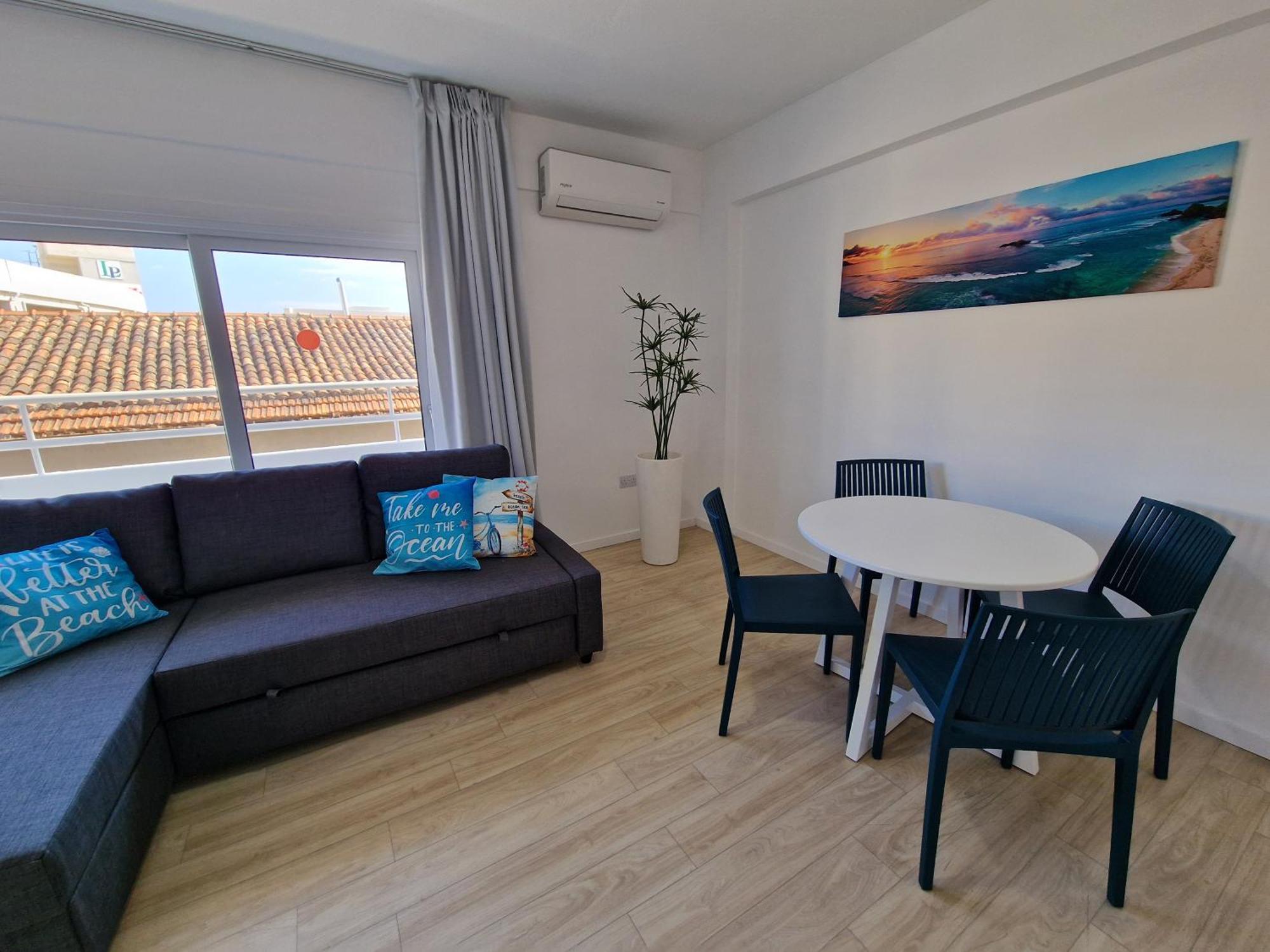 Kitieos Central Apts 100M From Finikoudes Beach Ларнака Экстерьер фото