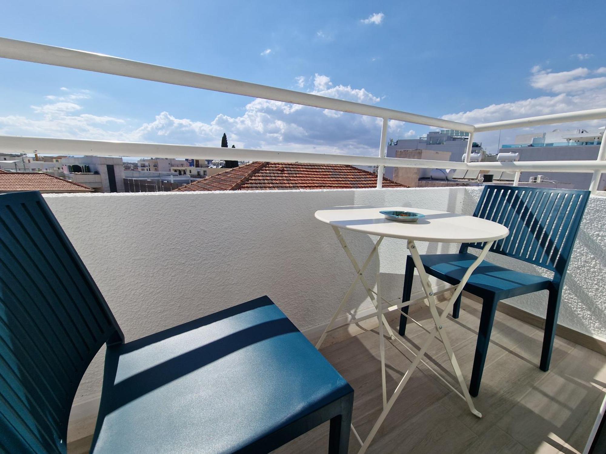 Kitieos Central Apts 100M From Finikoudes Beach Ларнака Экстерьер фото